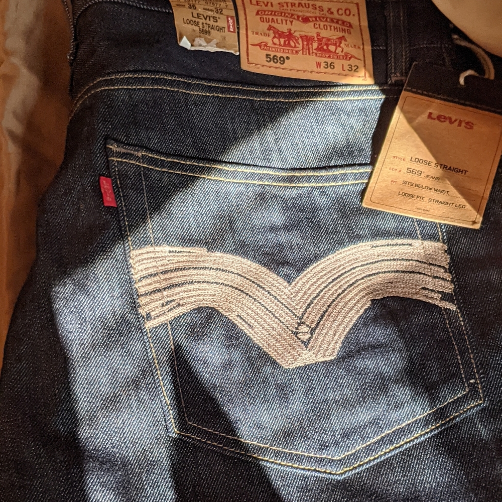 Men's Designer Levis 569 New